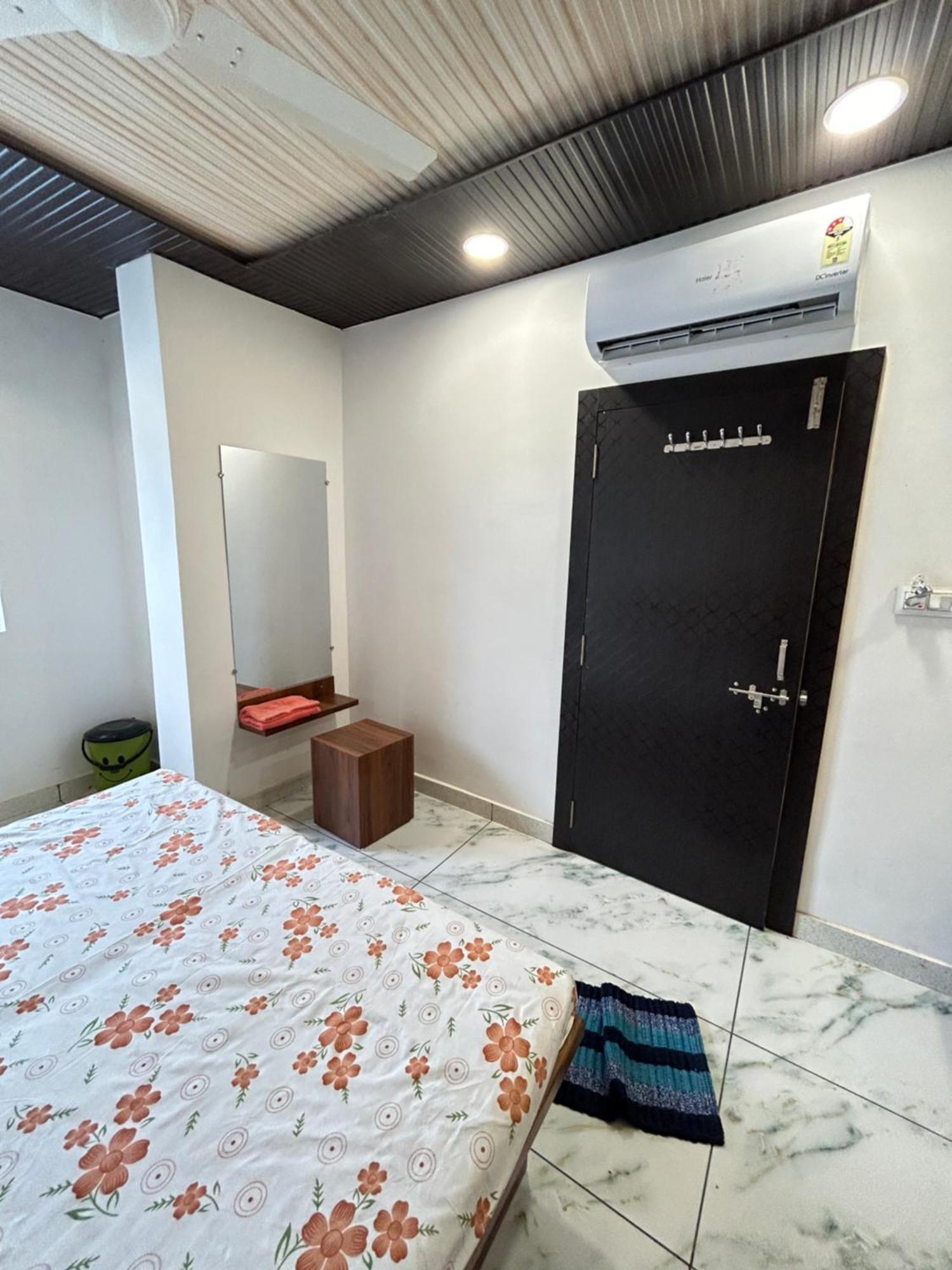 Hotel Shree Sidhi Vinayak Ujjain Dış mekan fotoğraf